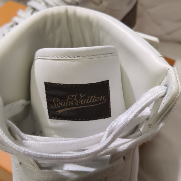 Louis Vuitton Rivoli sneaker boot. - Picture 6 of 9